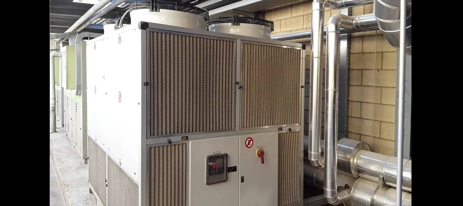 Чилъри – Индустриални и търговски решения за охлаждане на сгради и технологични процеси